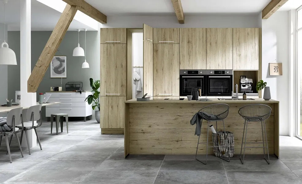 Cuisine moderne sur-mesure avec îlot central installée à Damvillers par IDEE&CO